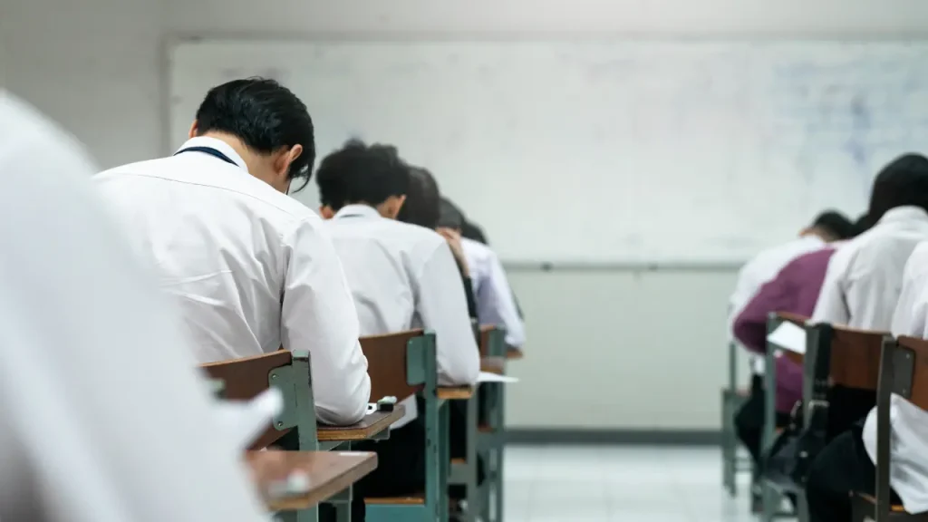 高卒認定の試験の様子